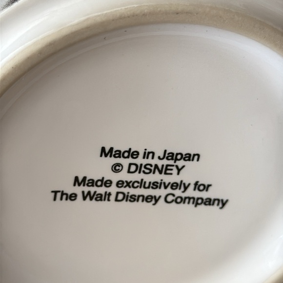 Disney Black and White Mickey Mouse coffee mug - Picture 3 of 5